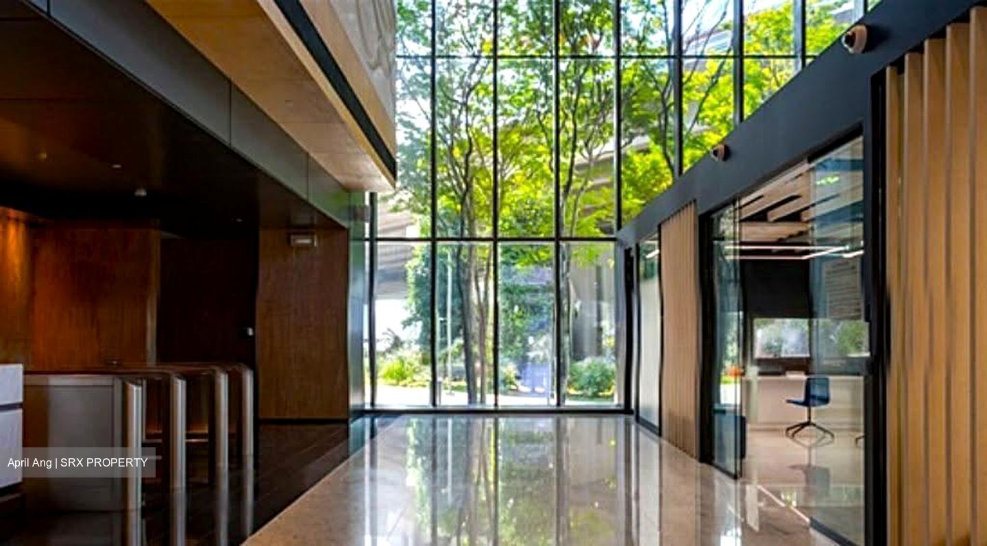 Lippo Centre (D2), Office #615118011